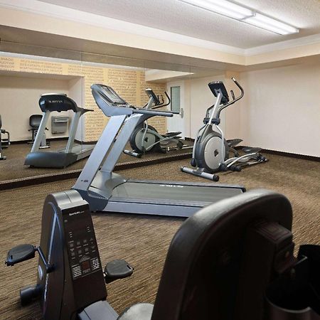 La Quinta Inn By Wyndham Pittsburgh Airport Moon Township Экстерьер фото