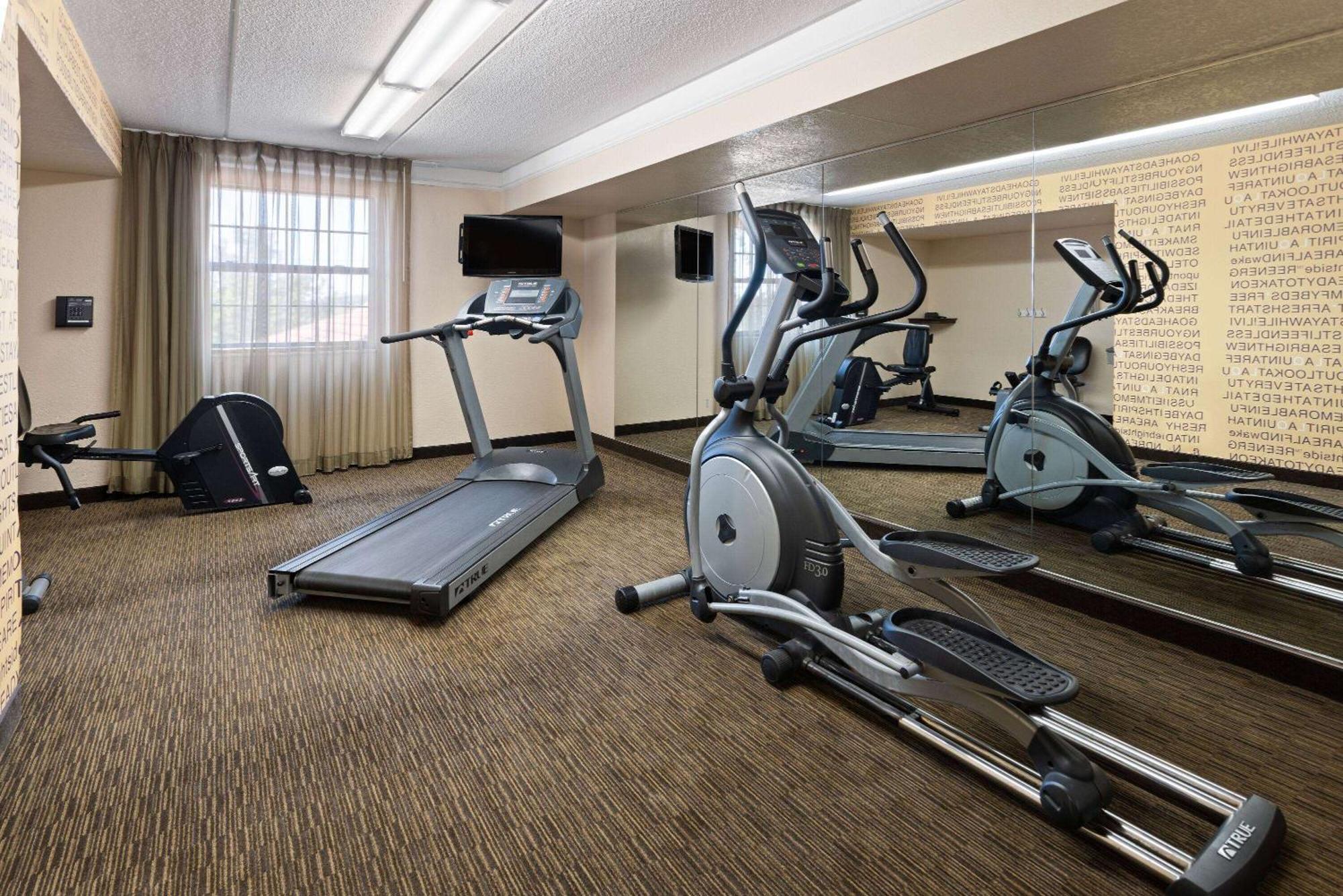 La Quinta Inn By Wyndham Pittsburgh Airport Moon Township Экстерьер фото